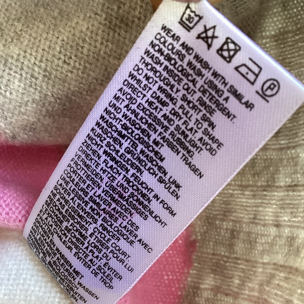 Brodie Pink Gray Camo 100% Fine
Cashmere Hoodie S (355) Old Sz M
Money Luxury - Picture 7 of 7